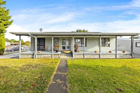 Photo of property in 81 John Walker Drive, Manurewa, Auckland, 2102