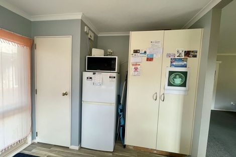 Photo of property in 2/28 Third Avenue, Tauranga, 3110