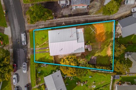 Photo of property in 18 Lilburn Crescent, Massey, Auckland, 0614