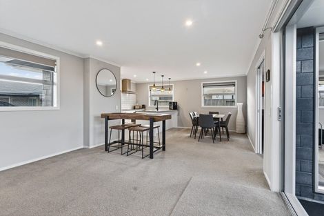 Photo of property in 17 Kanono Close, Papamoa Beach, Papamoa, 3118