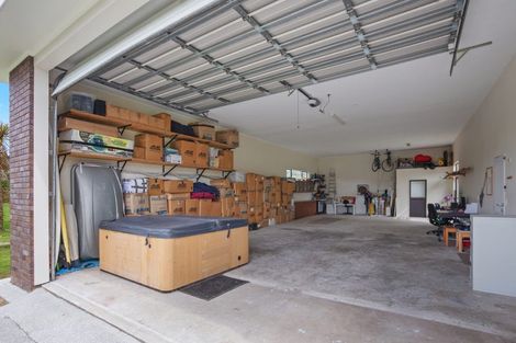 Photo of property in 126 Patiki Place, Whangamata, 3620