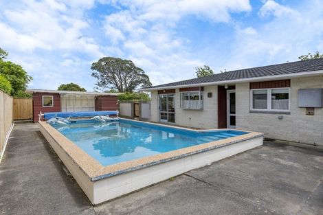 Photo of property in 28 Oriwa Street, Waikanae, 5036