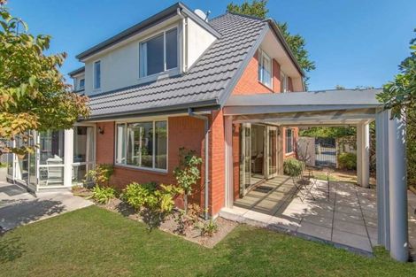 Photo of property in 2 Lewisham Park, St Albans, Christchurch, 8052