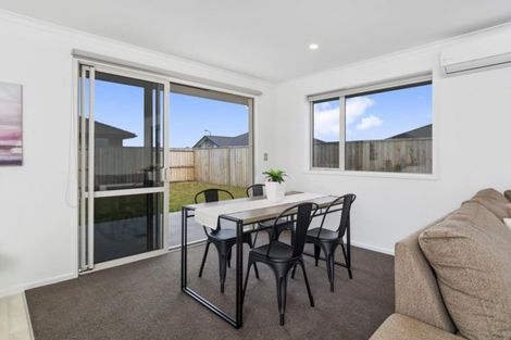 Photo of property in 29 Livingstone Drive, Papamoa Beach, Papamoa, 3118
