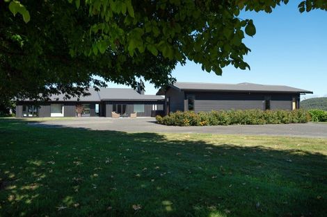 Photo of property in 122 Hitiri Road, Kinloch, Taupo, 3377