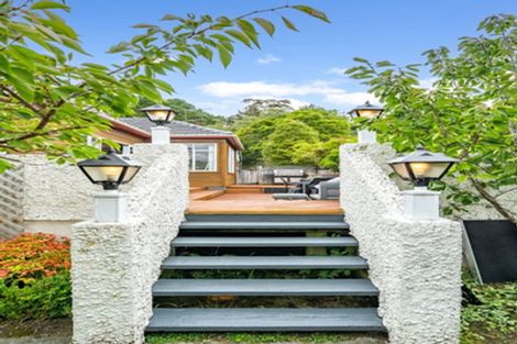 Photo of property in 6 Chatsworth Road, Silverstream, Upper Hutt, 5019