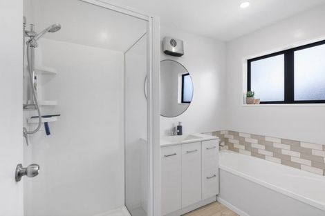 Photo of property in 124 Lowes Road, Rolleston, 7614