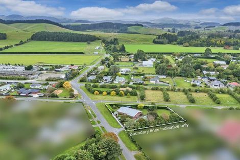 Photo of property in 1 Everett Street, Coalgate, 7673