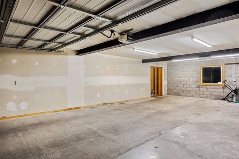 Photo of property in 152 Riverlaw Terrace, Saint Martins, Christchurch, 8022