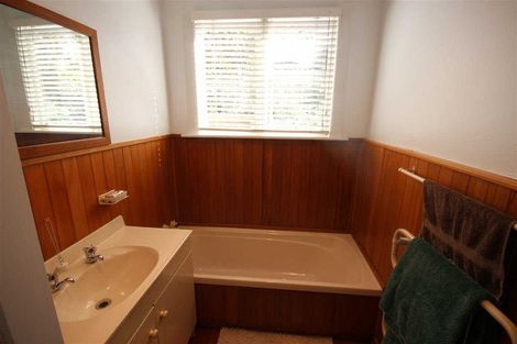 Photo of property in 11 Ilam Road, Upper Riccarton, Christchurch, 8041