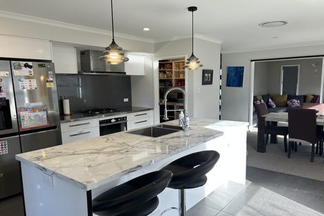 Photo of property in 71 Longcot Drive, Rolleston, 7615