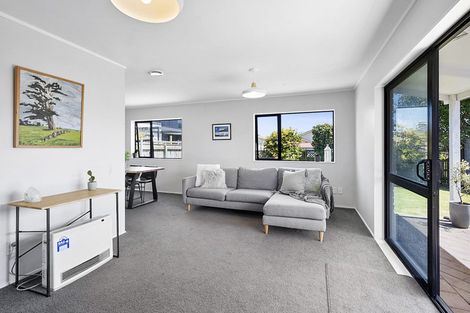 Photo of property in 26c Richmond Street, Fitzroy, New Plymouth, 4312