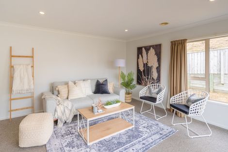 Photo of property in 20 Dusky Crescent, Aotea, Porirua, 5024