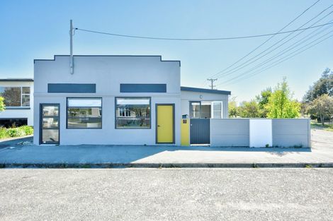 Photo of property in 28 Huron Street, East Gore, Gore, 9710