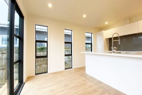 Photo of property in 4 Millfield Lane, Papakura, 2110