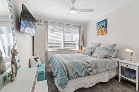 Photo of property in 37a Hatton Road, Orewa, 0931