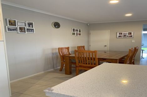 Photo of property in 6 Flintridge Drive, Flat Bush, Auckland, 2019