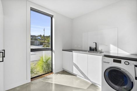 Photo of property in 5 Mills Road, Wanaka, 9305