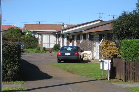 Photo of property in 2/15 King Street, Papatoetoe, Auckland, 2104
