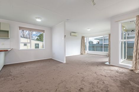 Photo of property in 18 Acacia Street, Kelvin Grove, Palmerston North, 4414