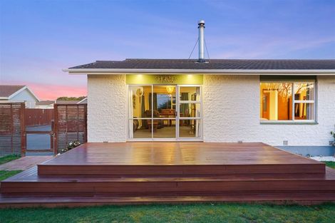 Photo of property in 10b Karlaw Place, Parklands, Christchurch, 8083