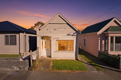 Photo of property in 48 Reid Road, South Dunedin, Dunedin, 9012