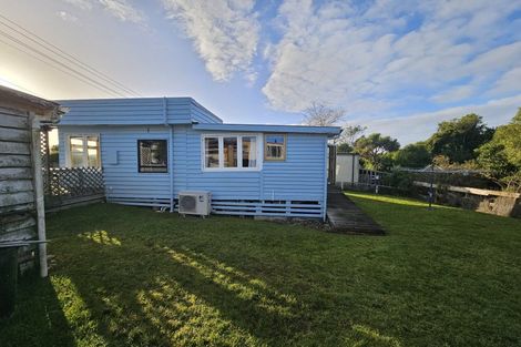 Photo of property in 7 Kowhai Street, Kaka Point, Balclutha, 9271