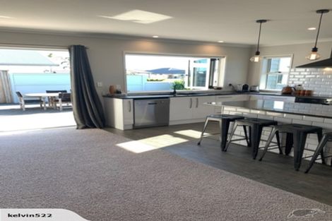 Photo of property in 4 Cassinia Close, Papamoa Beach, Papamoa, 3118