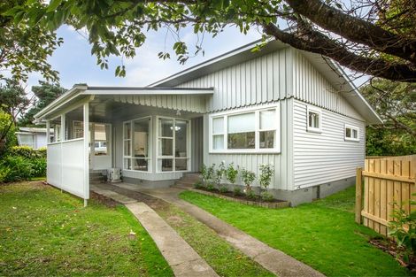 Photo of property in 36 Silverbirch Grove, Churton Park, Wellington, 6037