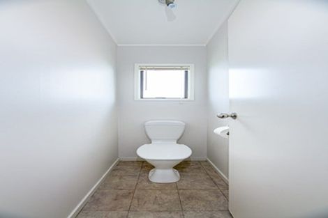 Photo of property in 274 Great North Road, Henderson, Auckland, 0612