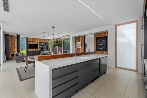 Photo of property in 32 Edinburgh Drive, Queenstown, 9300