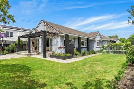 Photo of property in 48 Garreg Road, Bryndwr, Christchurch, 8052