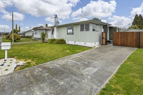 Photo of property in 35 Walton Way, Flaxmere, Hastings, 4120