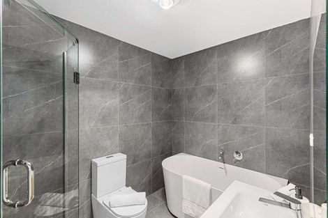 Photo of property in 3 Whawhaki Lane, Kumeu, 0810