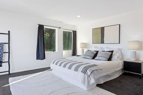 Photo of property in 16 Dudley Road, Lyttelton, 8082