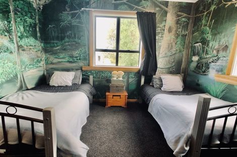 Photo of property in 8 Montgomery Street, Waipukurau, 4200