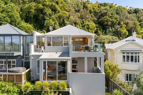Photo of property in 90b Awa Road, Seatoun, Wellington, 6022