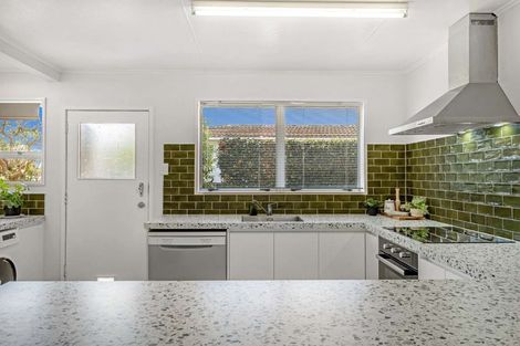 Photo of property in 1 Langley Avenue, Milson, Palmerston North, 4414