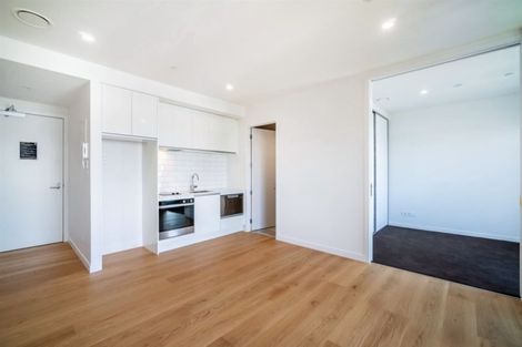 Photo of property in Frank Sargeson Apts, 406/80 Anzac Street, Takapuna, Auckland, 0622