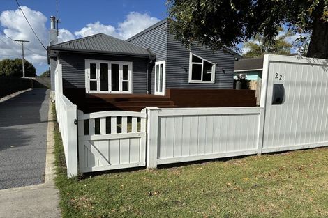 Photo of property in 22 Taikata Road, Te Atatu Peninsula, Auckland, 0610