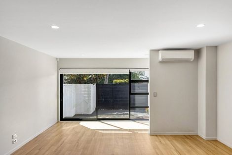 Photo of property in 105 Caledonian Road, St Albans, Christchurch, 8014