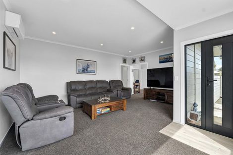 Photo of property in 41 Swansea Road, Stratford, 4332