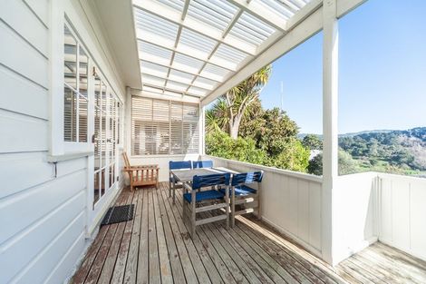 Photo of property in 72 Overtoun Terrace, Hataitai, Wellington, 6021