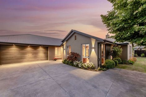 Photo of property in 20 James Hight Drive, Halswell, Christchurch, 8025