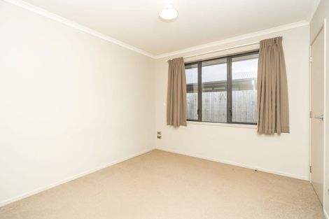 Photo of property in 108u8 Old Farm Road, Hamilton East, Hamilton, 3216