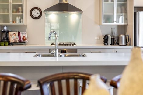 Photo of property in 130 Navigation Drive, Whitby, Porirua, 5024