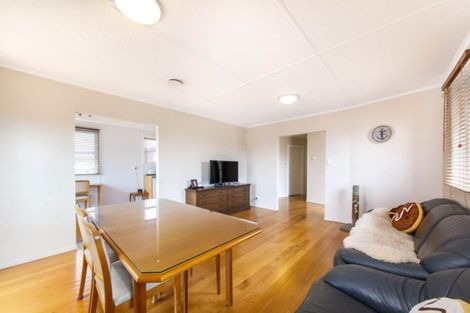 Photo of property in 76 Harrington Road, Henderson, Auckland, 0610