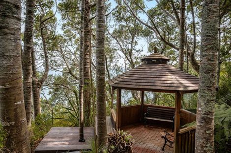 Photo of property in 34 Arapito Road, Titirangi, Auckland, 0604