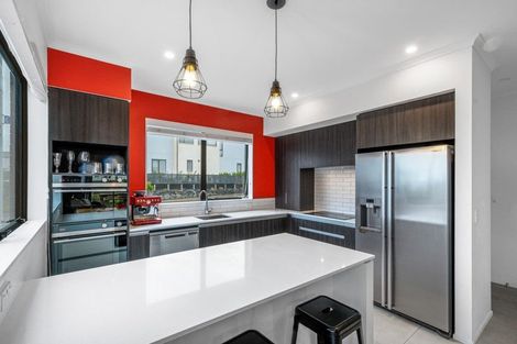 Photo of property in 18 Ringa Matau Road, Hobsonville, Auckland, 0616