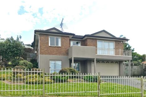 Photo of property in 11 Ambassador Glade, Orewa, 0931